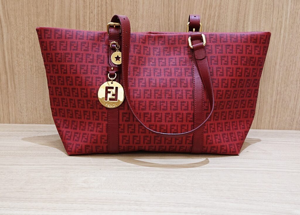 極美品 FENDI ズッキーノ ズッカ FF金具 トートバッグ ダークブラウン