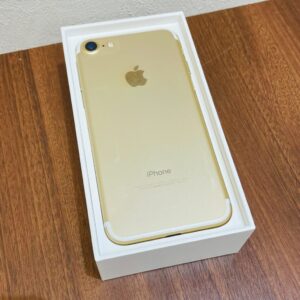 iPhone7 32GB ゴールド SIMロックあり