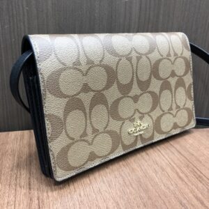 コーチ ショルダーバッグ