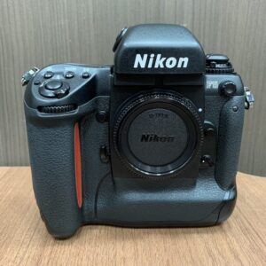 Nikon F5