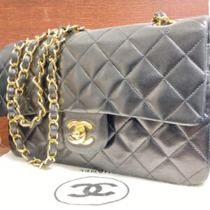 CHANEL シャネル マトラッセ ラムスキン