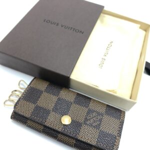 LOUIS VUITTON(ルイヴィトン) 4連キーケース ミュルティクレ