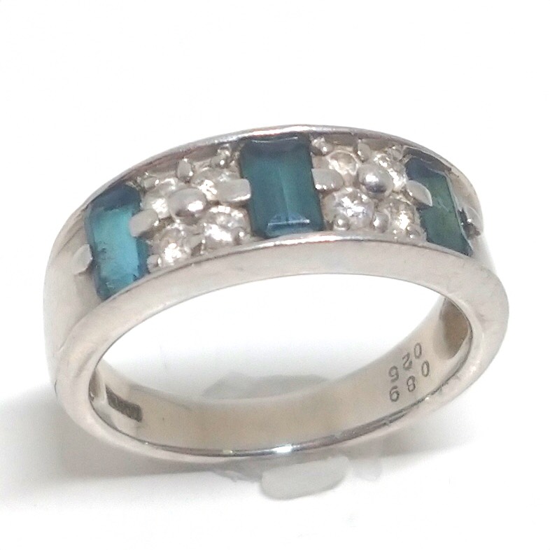 Pt900メレ ペリドットリングの買取実績 | 買取専門店さすがや 