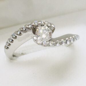 Pt900 ダイヤ0.324ct付き リング