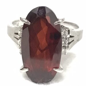 Pt900 ルビー5.3ct メレダイヤモンド0.8ct リング