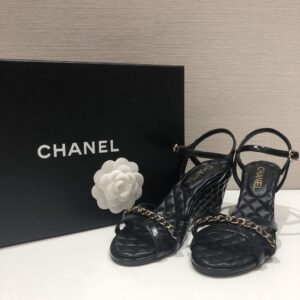 シャネル マトラッセ サンダル