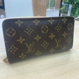 LOUIS VUITTON 財布