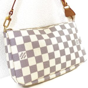 LOUIS VUITTON ルイヴィトン アズール アクセソワール