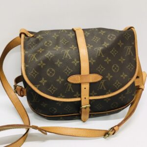 LOUIS VUITTON ルイヴィトン・ソミュール30