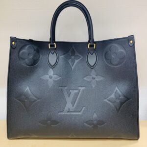 LOUIS VUITTON ルイ・ヴィトン オンザゴー モノグラム ・アンプラント