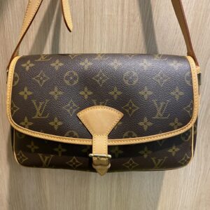 Louis Vuitton ルイヴィトン モノグラム ソローニュ