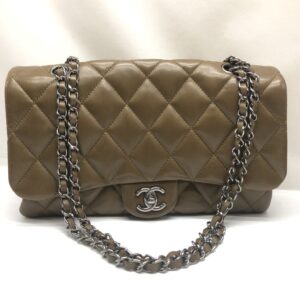 CHANEL シャネル マトラッセ ダブルフラップチェーンショルダーバッグ