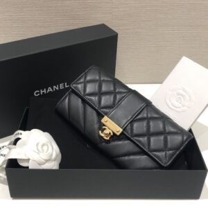 シャネル 長財布 箱付