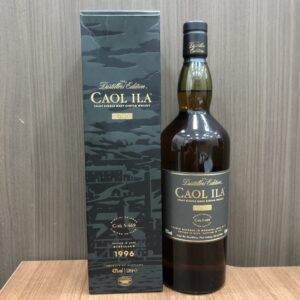 カリラ1996 シングルモルト 43% 1000ml