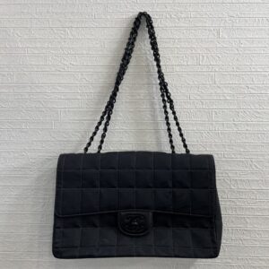 CHANEL ニュートラベルライン