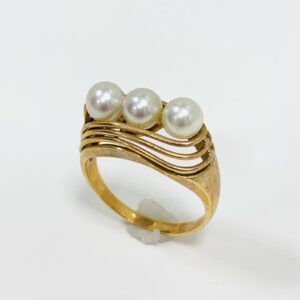 K18 3連パール付リング