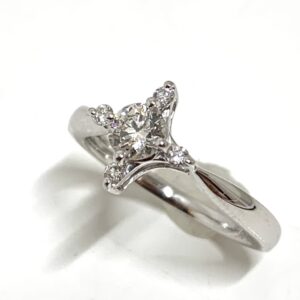 Pt900ダイヤ付きリング