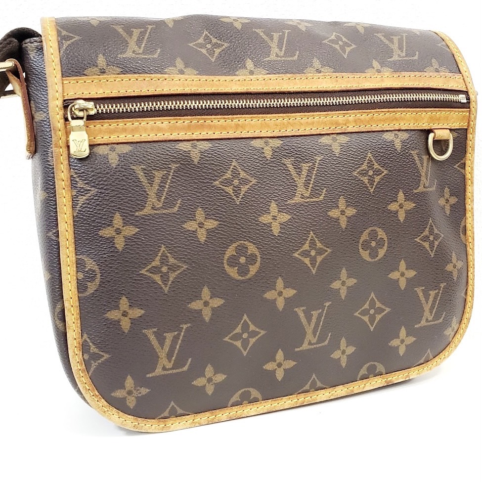 LOUIS VUITTON ルイヴィトン モノグラム ボスフォール