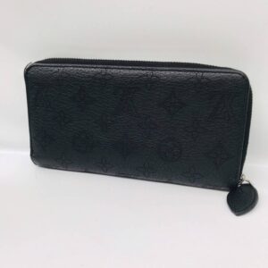LOUIS VUITTON ルイ・ヴィトン マヒナ ノワール ジッピーウォレット