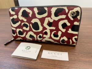 GUCCI グッチ/レオパード柄ラウンドファスナー長財布