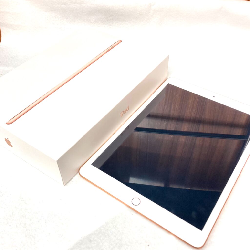 iPad 第8世代 Gold 128GB Wi-Fiモデル - www.stedile.com.br