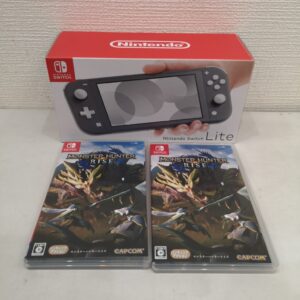 任天堂スイッチライト ブラック モンスターハンターカセット2本