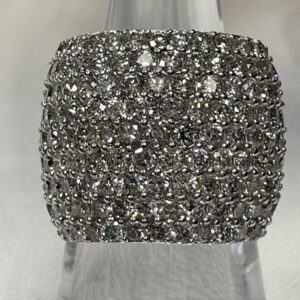 メレダイヤモンド付きリング