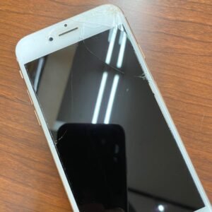 iPhone8 64GB SILVER