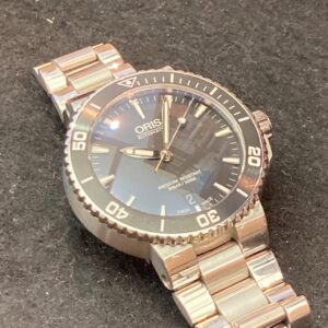 ORIS オリス　アクイスデイト　7676