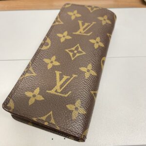 LOUIS VUITTON メガネケース