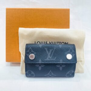 Louis Vuitton　ディスカバリーコンパクトウォレット