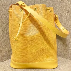 Louis Vuitton ルイヴィトン エピ タッシリイエロー