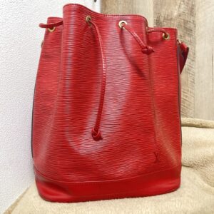 Louis Vuitton ルイヴィトン エピ ノエ カスティリアンレッド M44107