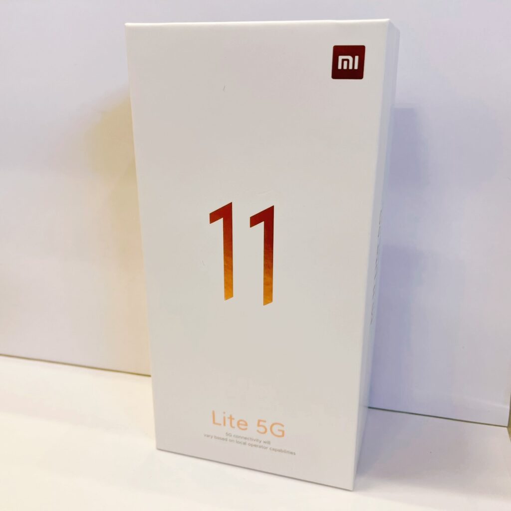 Xiaomi Mi 11 Lite 5G 6+128GB SIMフリー スマートフォン