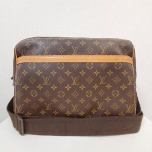 LOUIS VUITTON ルイヴィトン モノグラム リポーター