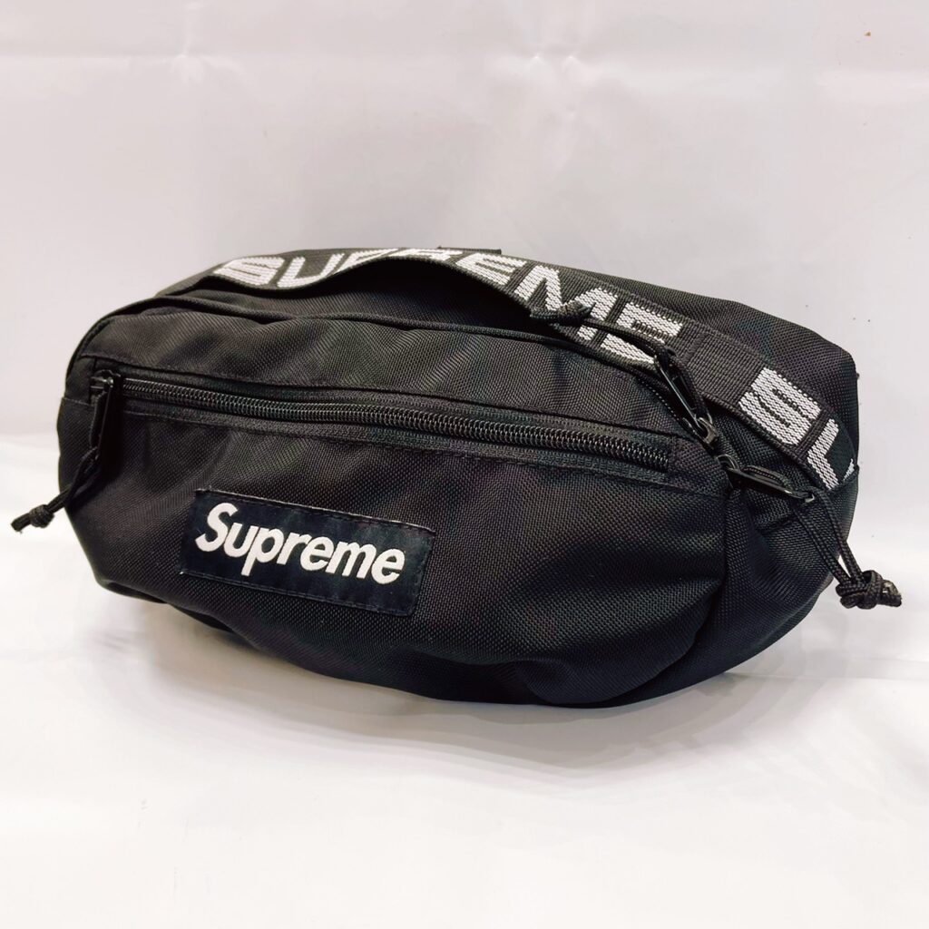 18ss シュプリーム Supreme 
Waist Bag black