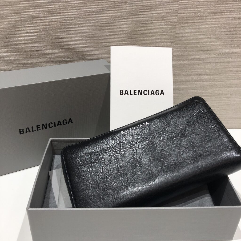 最も完璧な BALENCIAGA 長財布 レザー BLK californiabonsai.com