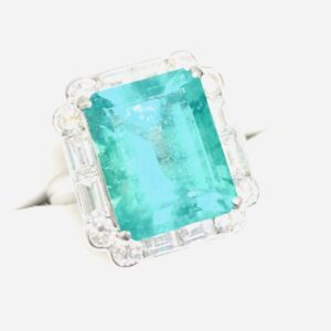 Pt900 エメラルド メレダイヤ リング