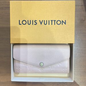 LOUIS VUITTON ポルトフォイユサラ