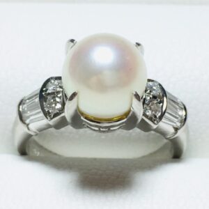 Pt900 メレダイヤモンド付 パール リング