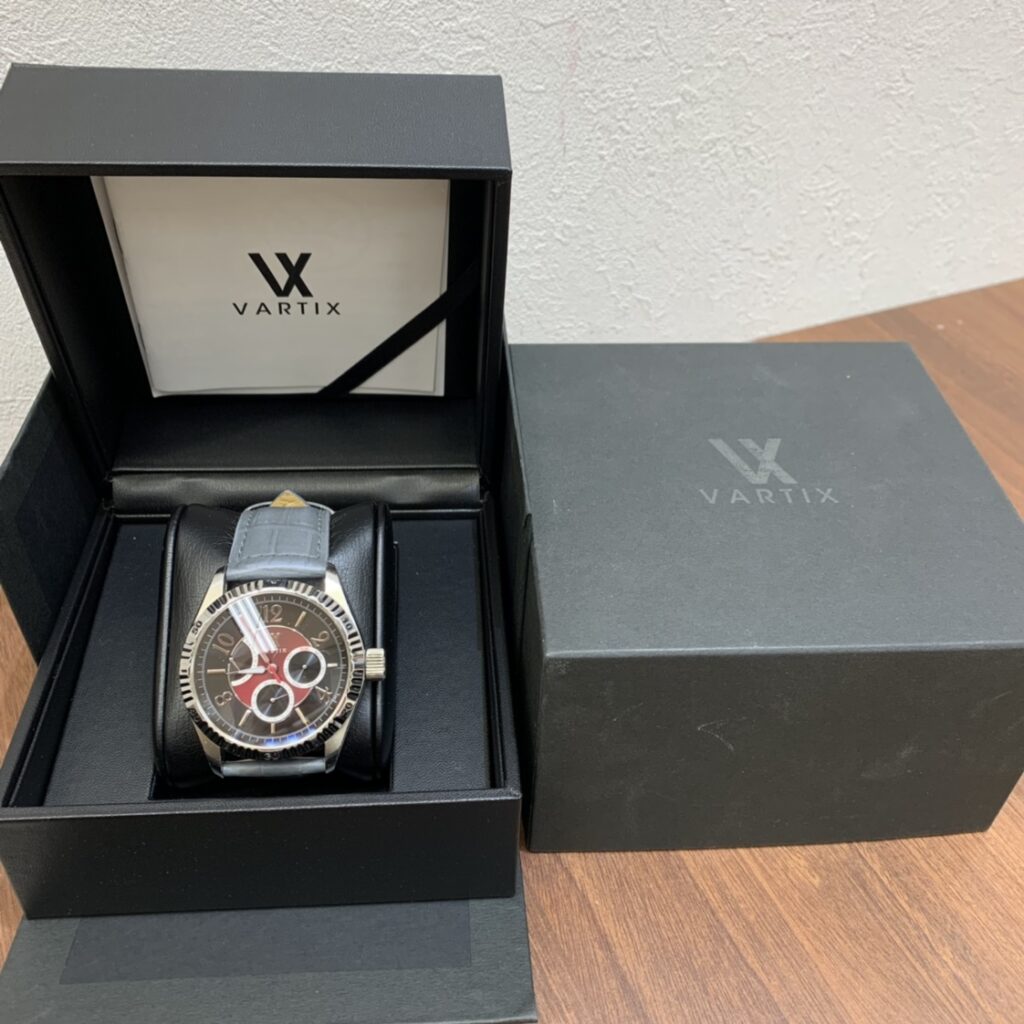 VARTIX ヴァティックス 腕時計 箱付き 黒文字盤 自動巻きの買取実績