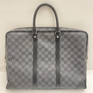 LOUIS VUITTON ダミエグラフィット ヴォワヤージュ ビジネスバッグ