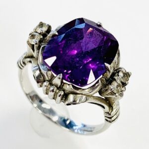 K14WG アメジスト メレダイヤ付きリング