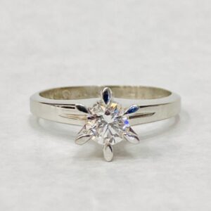 Pt900  0.4ctダイヤモンド付リング