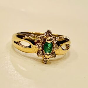 K18エメラルド0.15ct&メレダイヤ0.08ct 付リング