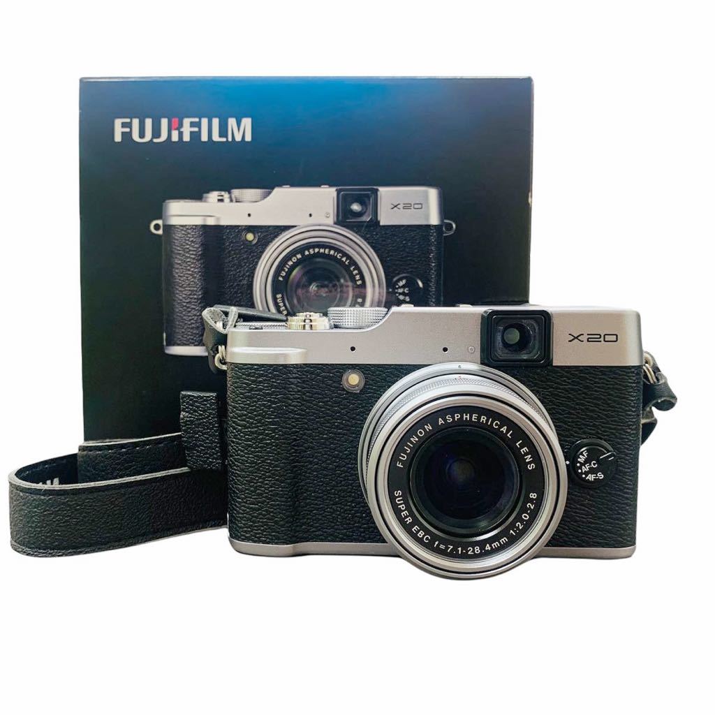 カメラ FUJIFILM X20