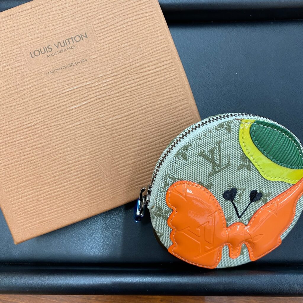 Louis Vuitton ルイヴィトン コントドゥフェ 蝶 MI0062の買取実績 
