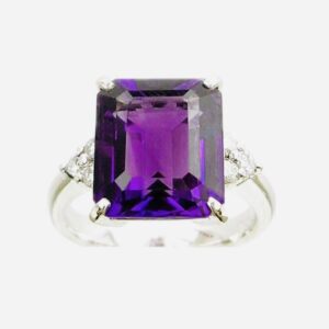 Pt900 プラチナ アメジスト 4.77ct メレダイヤモンド0.26ct