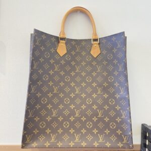 LOUIS VUITTON モノグラム サックプラ