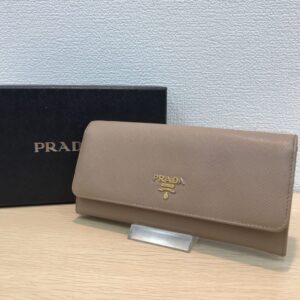プラダ 長財布 1MH132